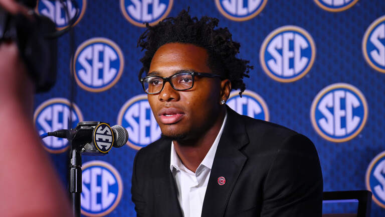 Hype around LaNorris Sellers subsides. Maybe that’ll fuel resurgence for USC QB