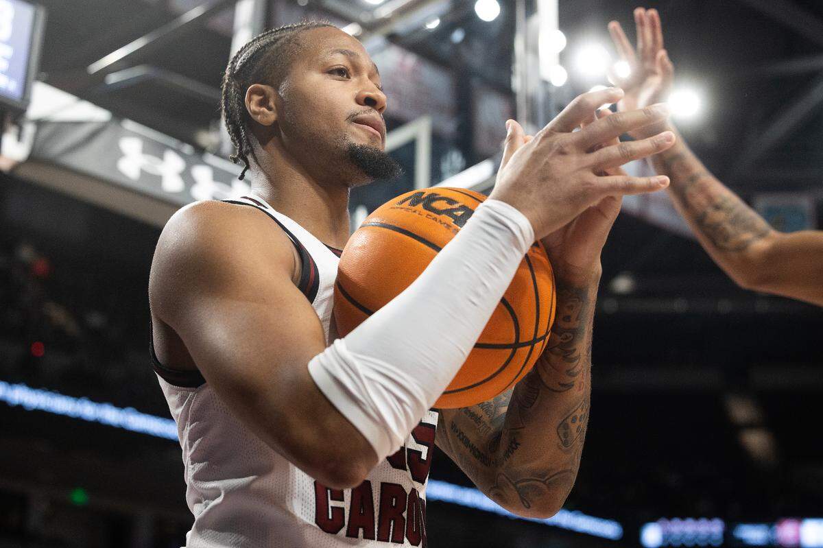 South Carolina guard Ta’Lon Cooper (55) before the game against Mississippi State on Jan. 6, 2023.