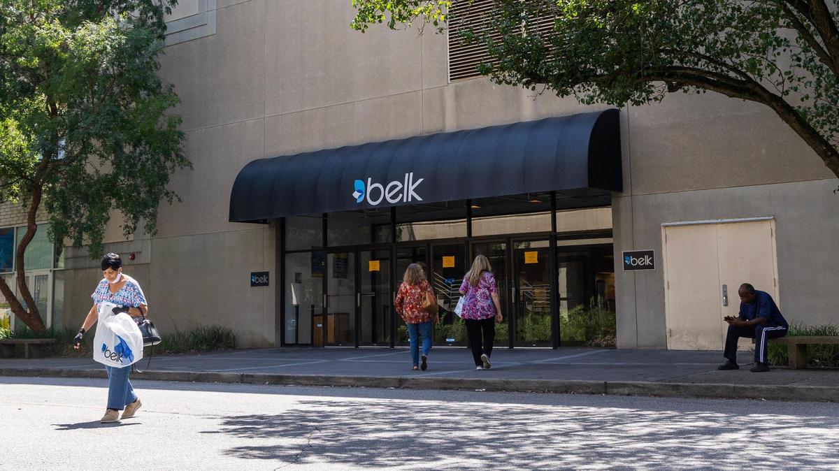 Customers make last-minute purchases and returns before the Belk department store at the Richland Mall closes on Tuesday, September 5, 2023.