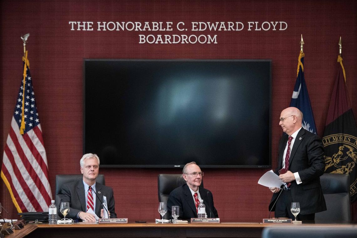 Hubert F. Mobley, vice chairman of the University of South Carolina Board of Trustees, right, with John C. von Lehe, center, and J. Cantey Heath Jr., left, adjourns a meeting after announcing the reopening of the presidential search to replace Harris Pastides at the UofSC Alumnus Center Friday, April. 26, 2019, in Columbia.