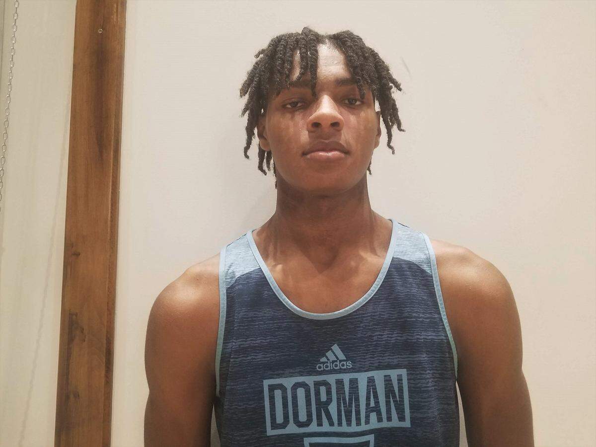 Dorman forward Noah Clowney