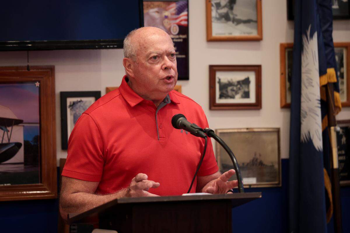 John Lastinger, a candidate for House of Representatives district 88, speaks during a meeting of Moms for Liberty at The Flight Deck in Lexington on Monday, Sept. 15, 2025.