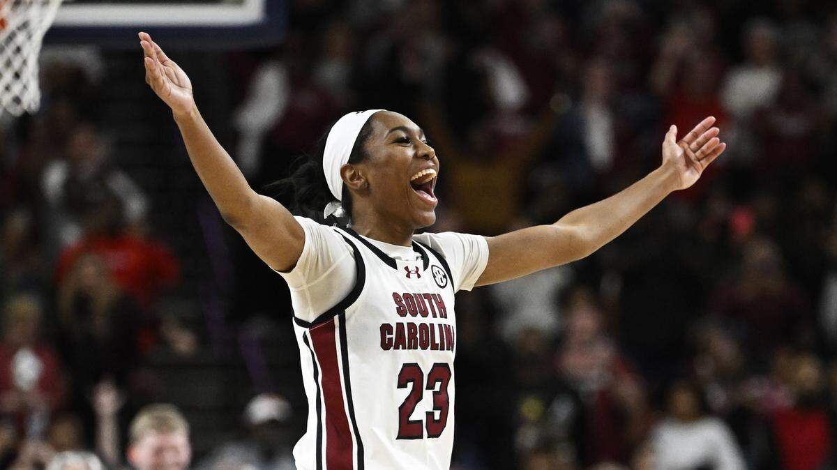 Bree Hall hit two big 3-point shots late to help the Gamecocks defeat LSU in Baton Rouge two seasons ago.