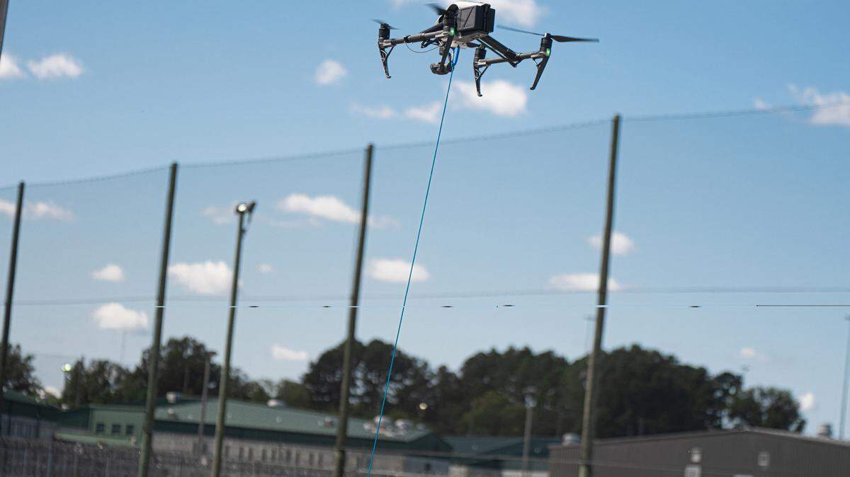 SCDC demonstrates a drone delivering contraband at a S.C. prison.