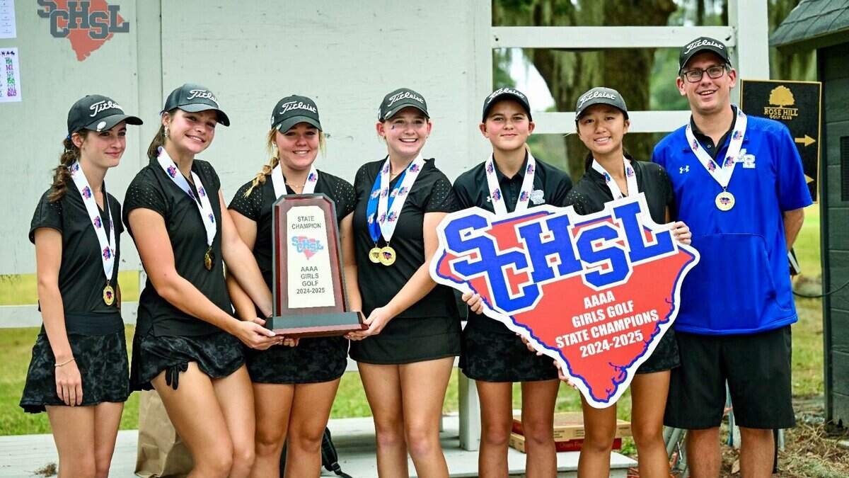 May River wins the 2024 SC High School League Girls Golf Class 4A championship.