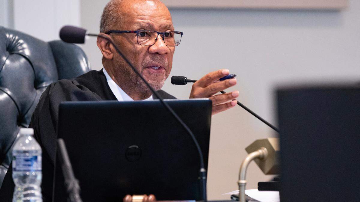 Circuit Judge Clifton Newman asks prospective jurors questions before the Alex Murdaugh murder trial at the Colleton County Courthouse on Monday, January 23, 2023.