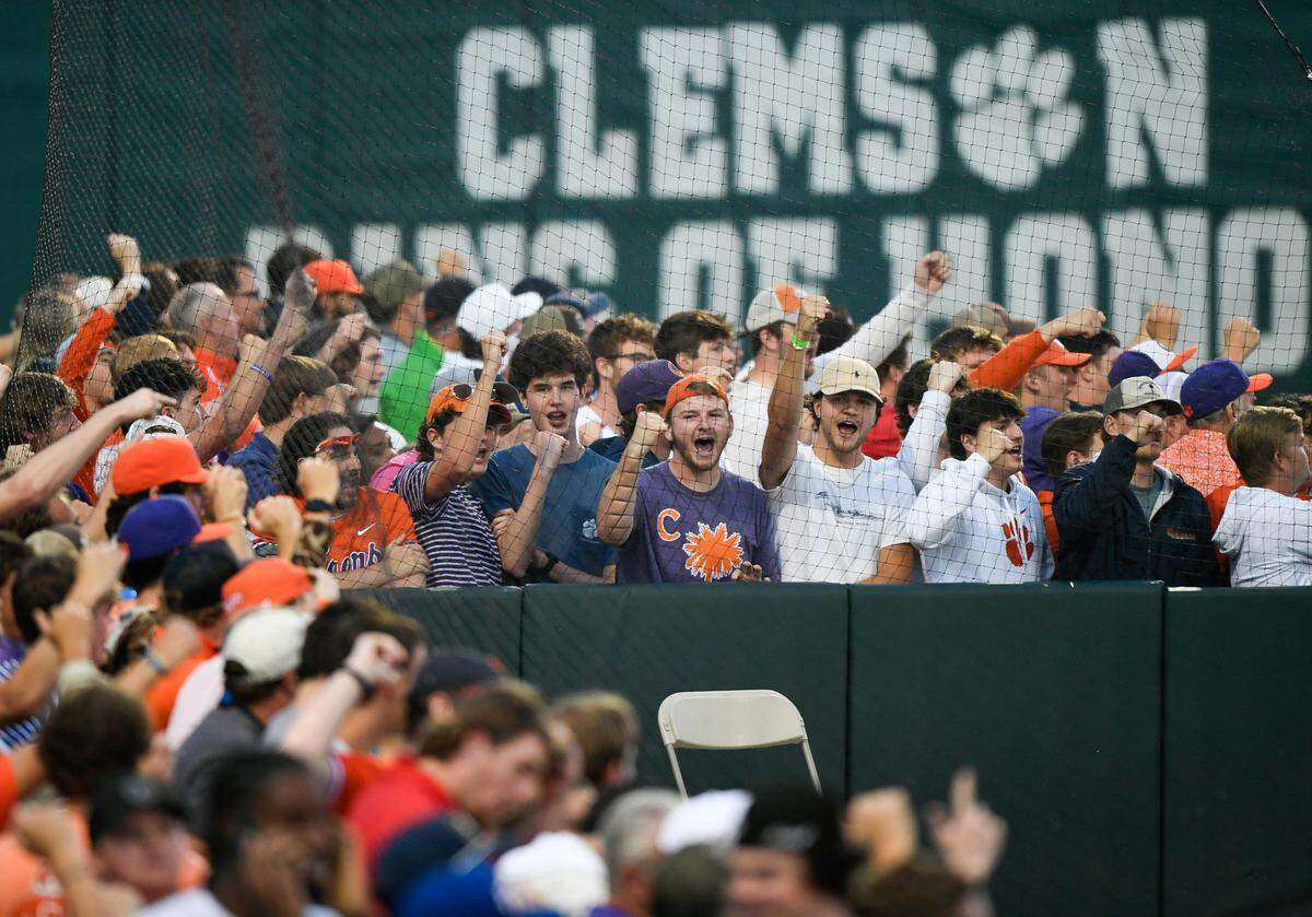 Clemson fans surround Georgia bullpen during the Tigers game against the Bulldogs Tuesday, April 22, 2025, at Clemson’s Doug Kingsmore Stadium.