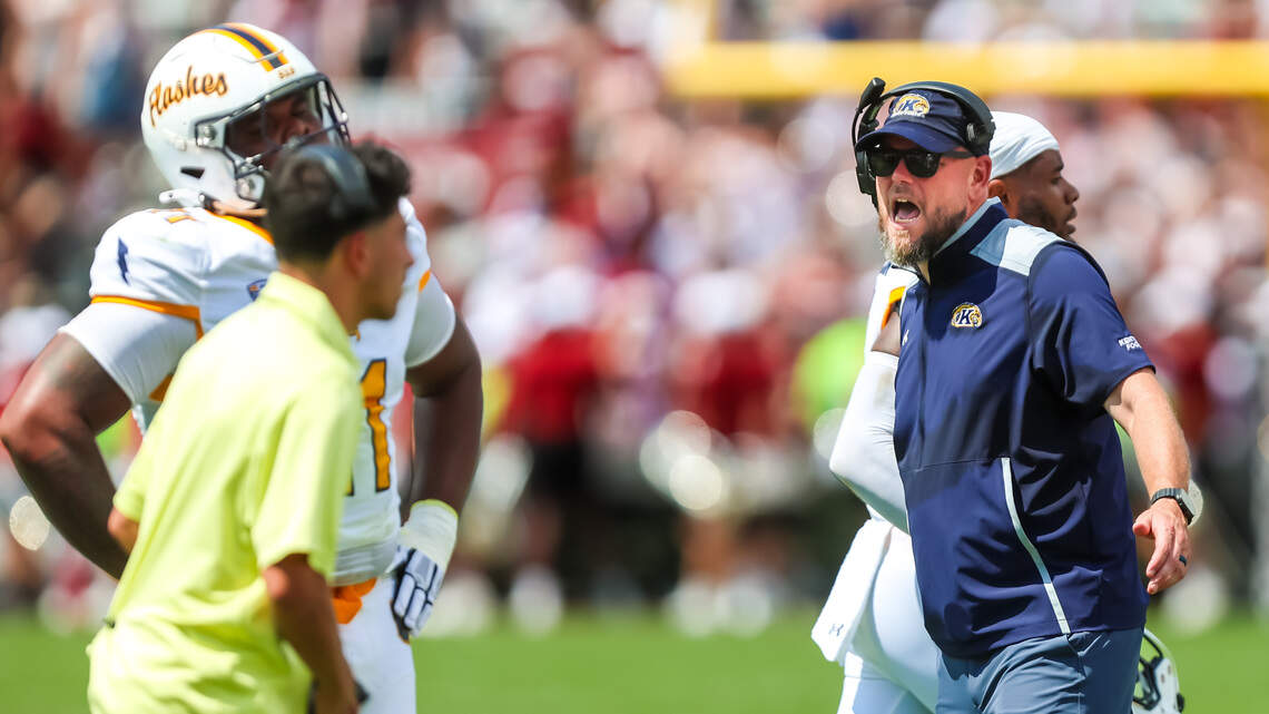 Kent State coach Mark Carney reacts after 57-0 loss to South Carolina Gamecocks