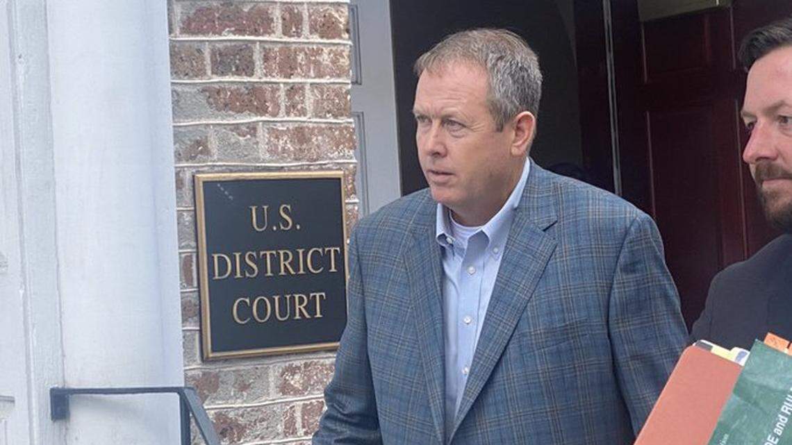 Russell Laffitte trial: SC jurors picked, prosecutor ties case back to Murdaugh and murder