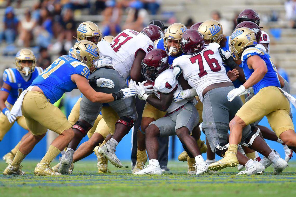 North Carolina Central Eagles offensive lineman Torricelli Simpkins III (76) during the September 2023 game against the UCLA Bruins.