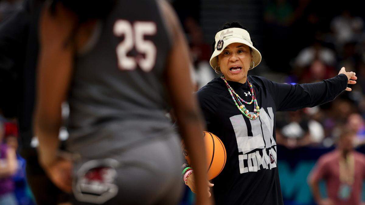 University of South Carolina Head Coach Dawn Staley gives directions during an open practice in advance of the NCAA National Championship at Amalie Arena in Tampa, Fla. on Saturday, April 5, 2025.