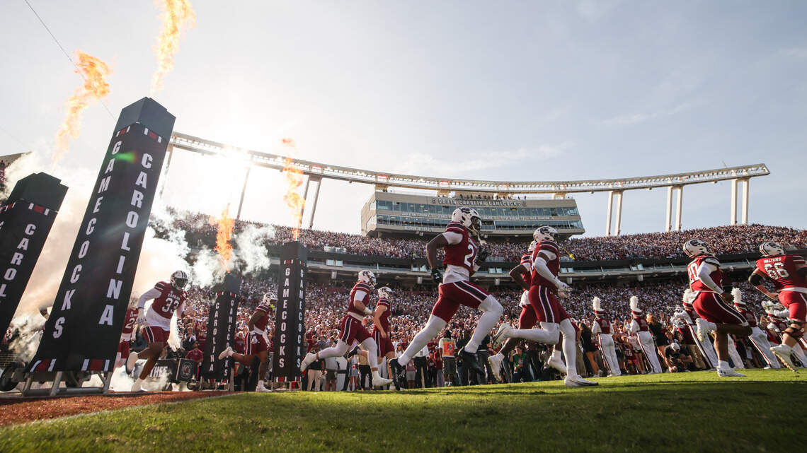 Does USC control the organization that holds its athletes’ NIL agreements?
