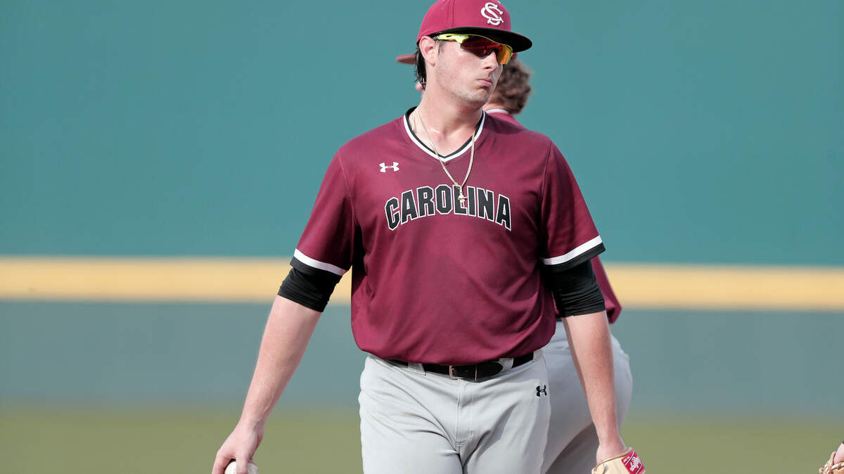 South Carolina baseball’s Gavin Casas practices at Founders Park ahead of the 2023 season.