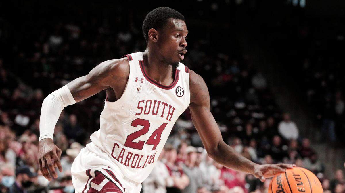 South Carolina’s Keyshawn Bryant has moved back into the starting lineup.