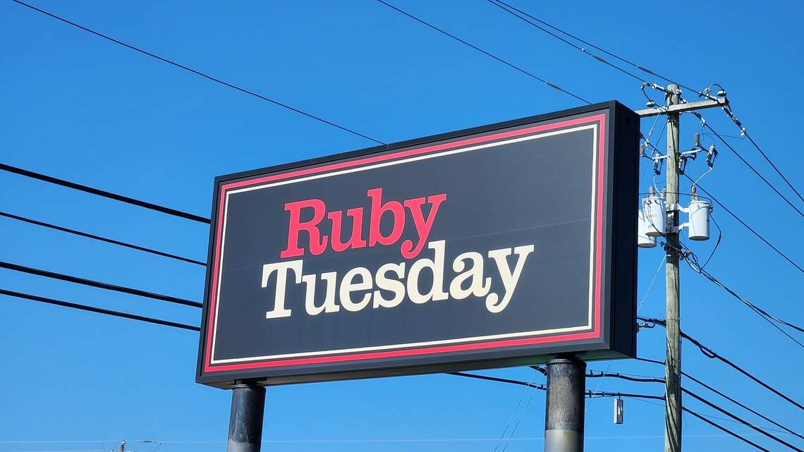 This Columbia location of a national chain restaurant has closed its doors