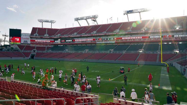 Tampa mayor to issue outdoor mask order around Super Bowl LV. At least in busy areas