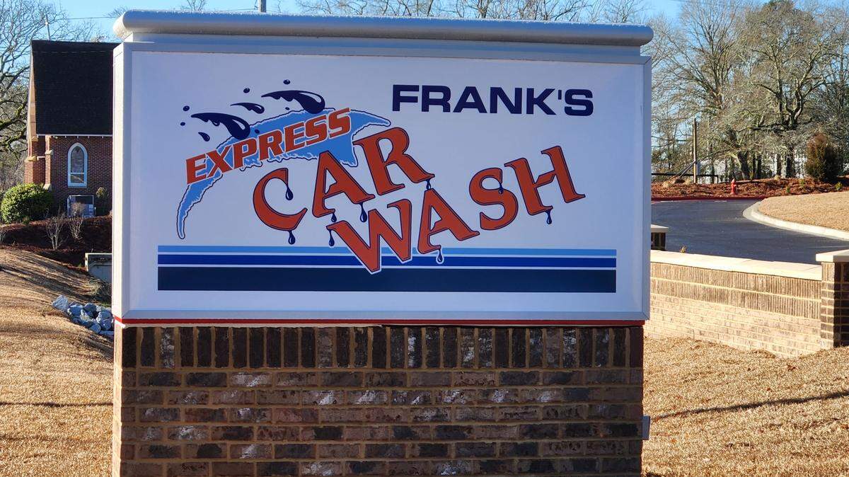 A Frank’s Car Wash Express will open at 109 Main St. in Blythewood, SC.