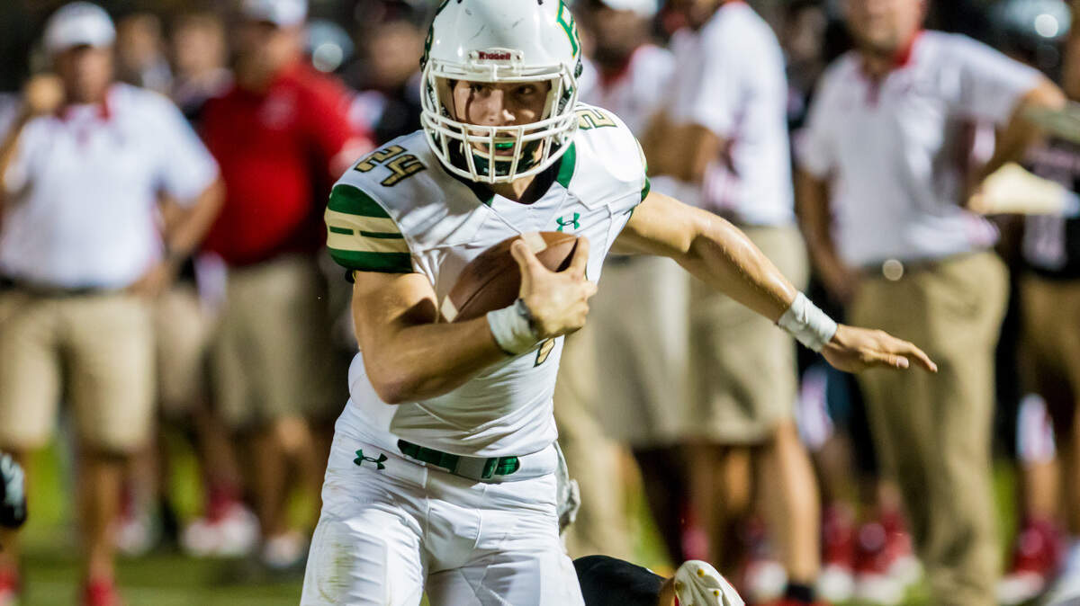 River Bluff Gators running back Braden Walker (24)