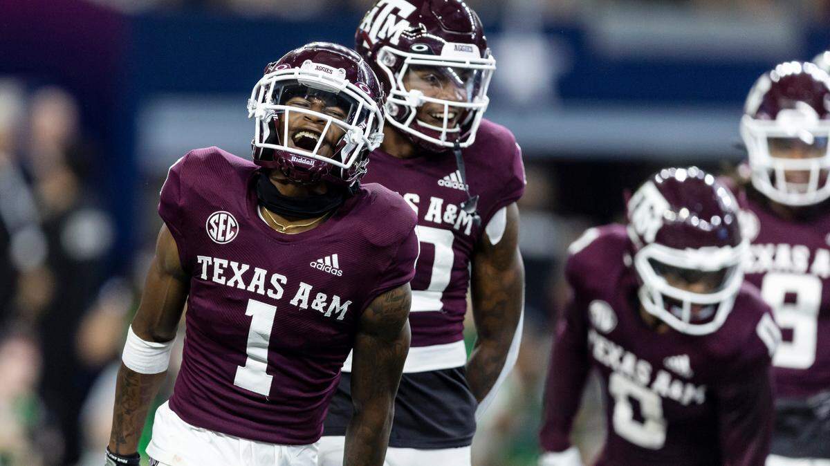 Texas A&M wide receiver Evan Stewart (1) leads the team in yards and catches, with eight receptions and 106 yards against Alabama.