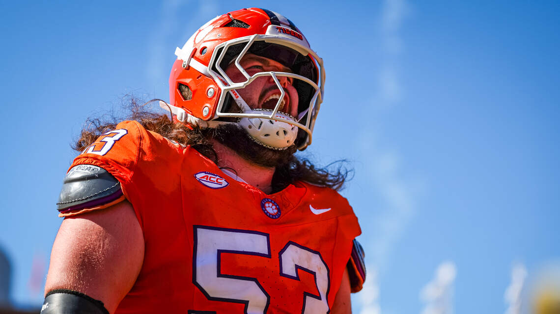 Former Clemson offensive line starter pivots to coaching, joins Dabo’s staff
