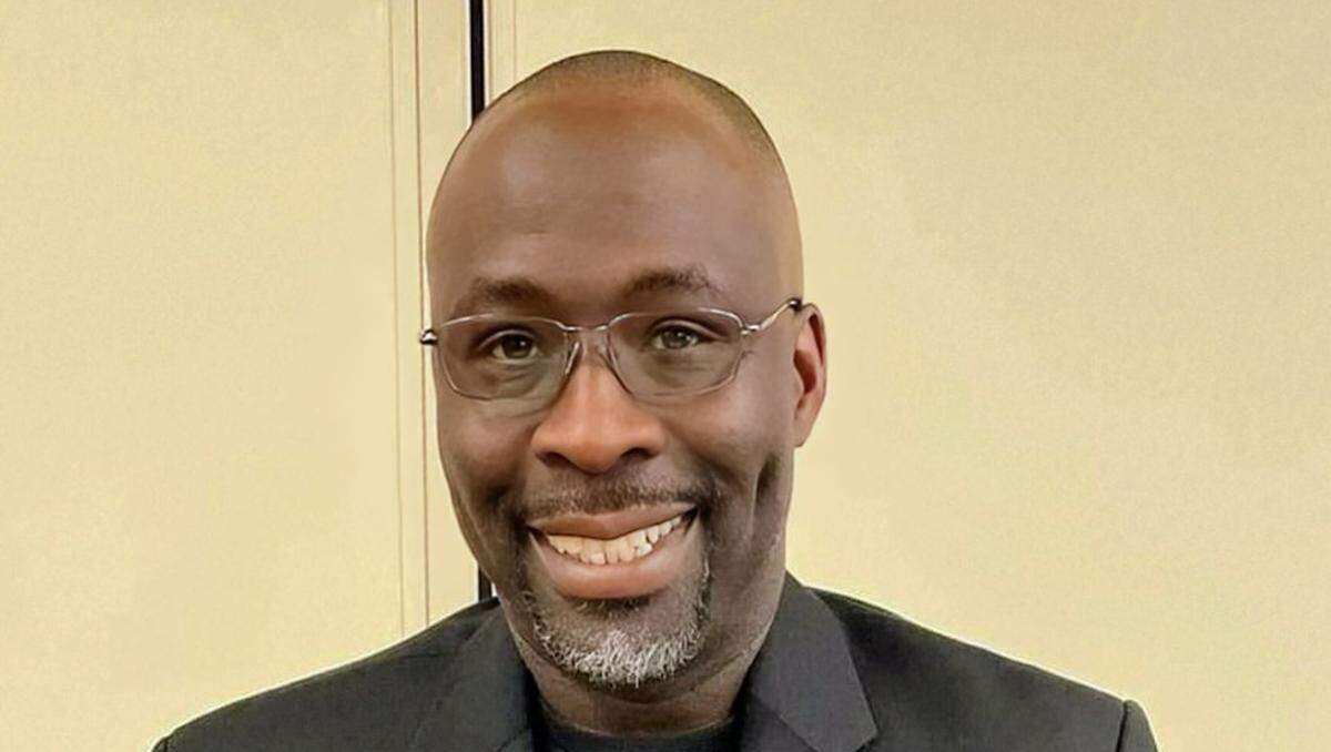 Larry Smalls