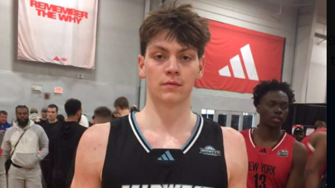 Basketball recruit from Kentucky reacts to South Carolina offer