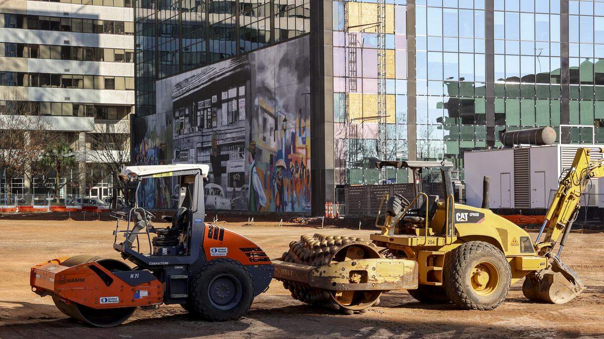 Ground has been cleared between Assembly and Main Streets for the “ōLiv” project. It will be the largest tower and a massive $225 million apartment complex combining a 26-story market-rate apartment tower with a connected 22-story student housing tower. 

