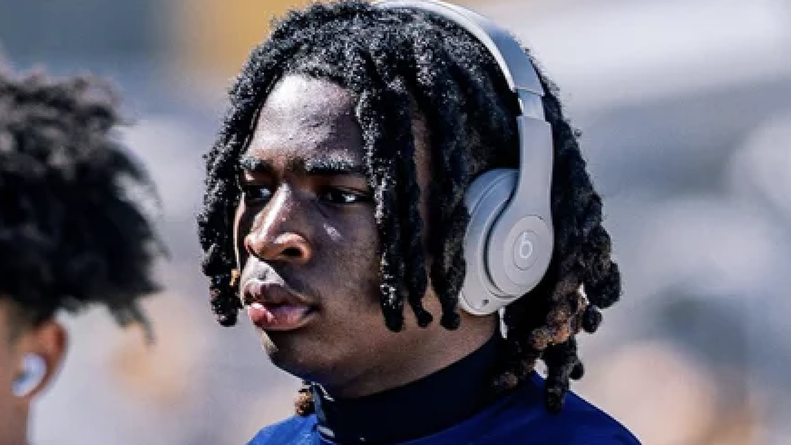 4-star defensive recruit delivers Christmas commitment for Gamecocks