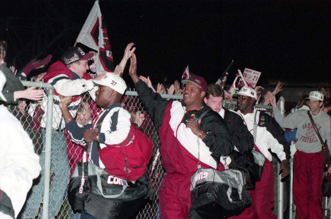 South Carolina fans greet the Gamecocks at the airport after the team’s Carquest Bowl win over West Virginia in January 2005.