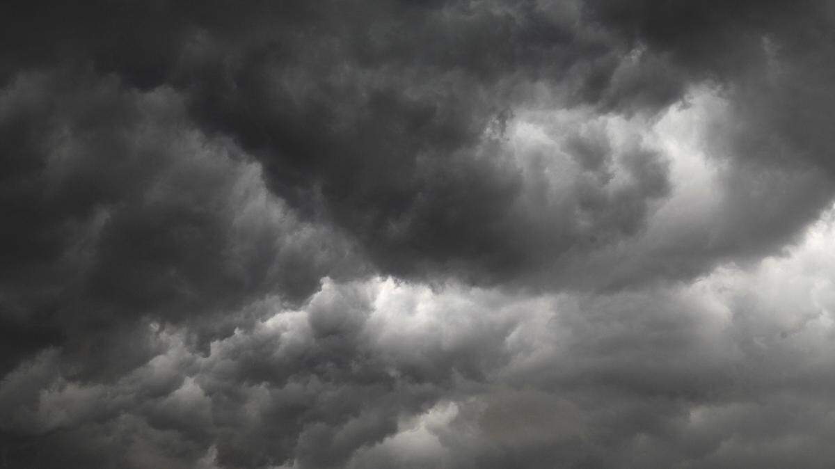 What’s the difference between a storm watch and a warning? What weather alerts mean