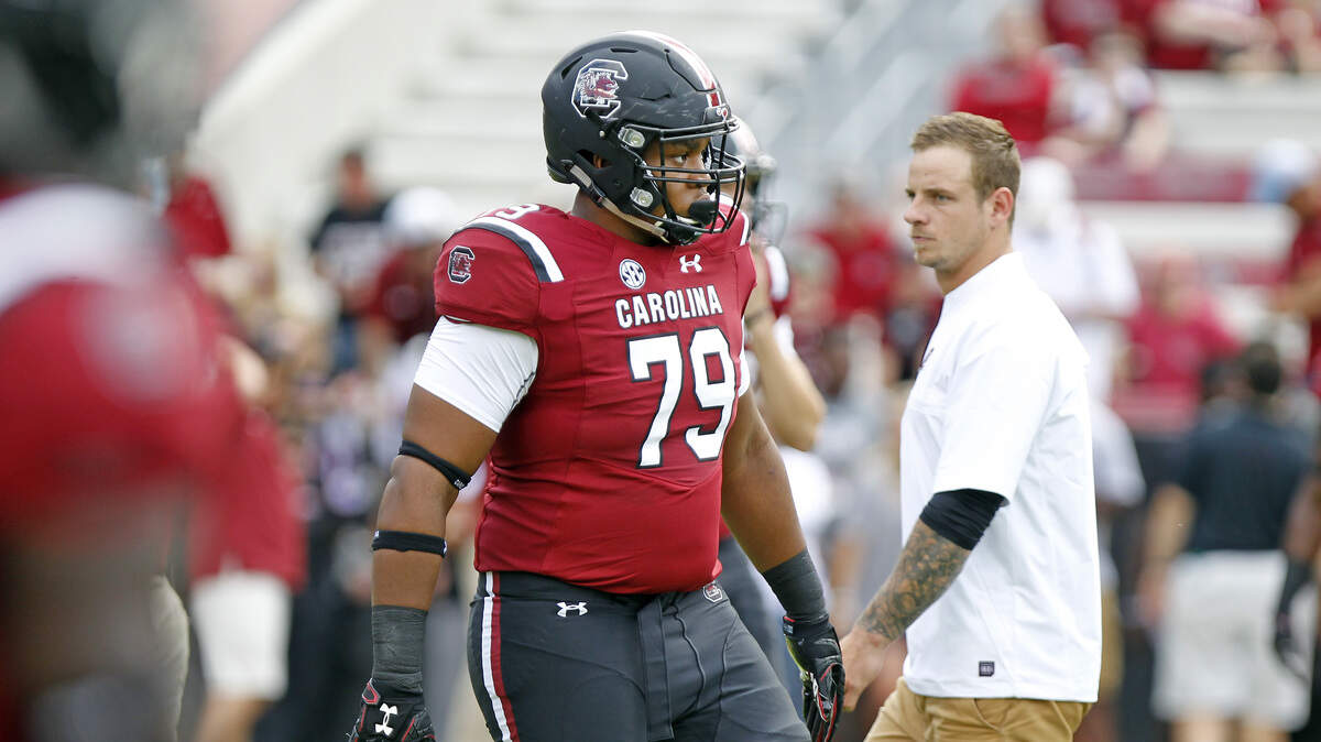 South Carolina football’s Trey Derouen