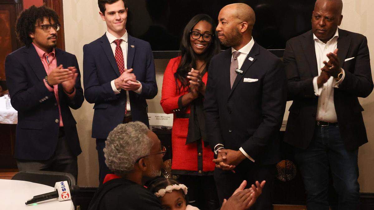 Sam Johnson is applauded by supporters gathered at the Mansion on Blanding in Columbia on Tuesday, Nov. 4, 2025. Johnson is running for the At-Large seat on the Columbia City Council.