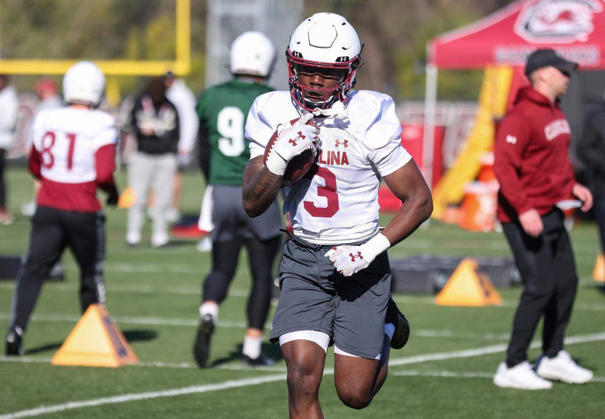 South Carolina wide receiver Mazeo Bennett (3) runs drills during the Gamecocks’ practice in Columbia on Tuesday, March 19, 2024.