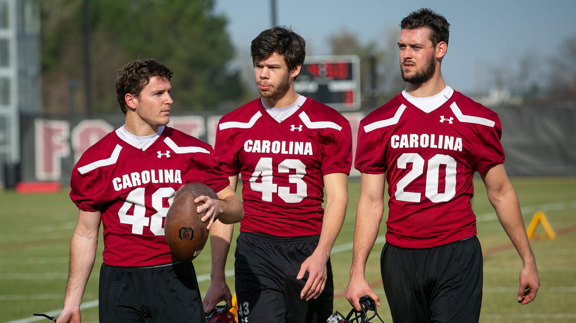 Why can’t Dakereon Joyner or Jay Urich hold on field goals for South Carolina?