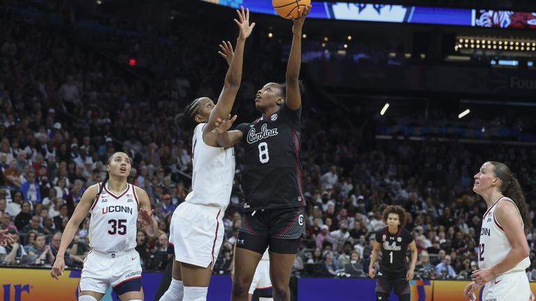 Photos: South Carolina women’s basketball plays UConn in NCAA Tournament semifinals
