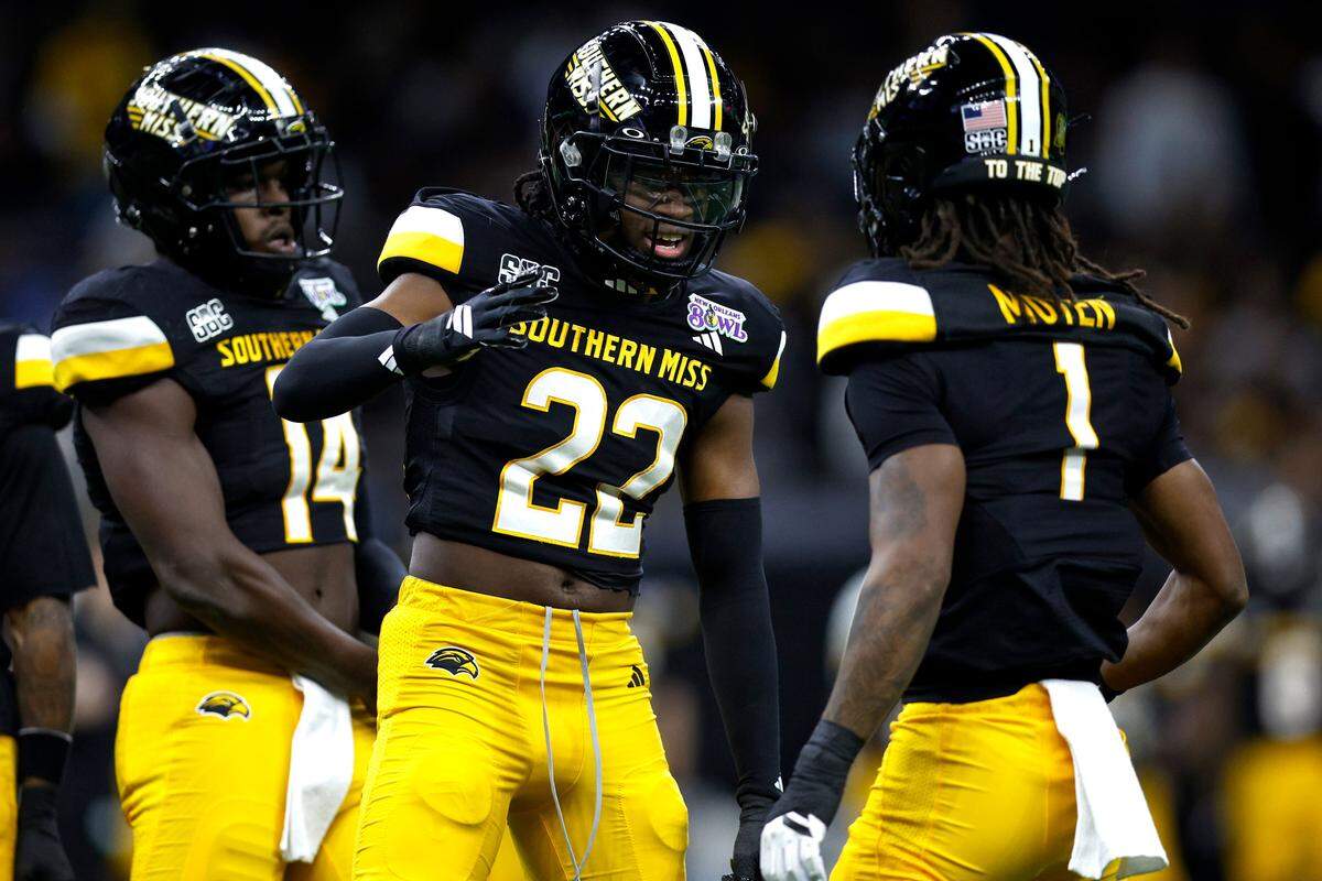 NEW ORLEANS, LOUISIANA - DECEMBER 23: Corey Myrick #22 of the Southern Mississippi Golden Eagles reacts after a stop during the first quarter of the R+L Carriers New Orleans Bowl against the Western Kentucky Hilltoppers at Caesars Superdome on December 23, 2025 in New Orleans, Louisiana.