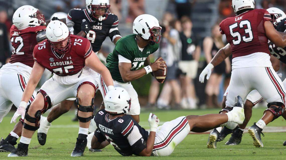 South Carolina’s LaNorris Sellers during Saturday’s Garnet & Black spring game.