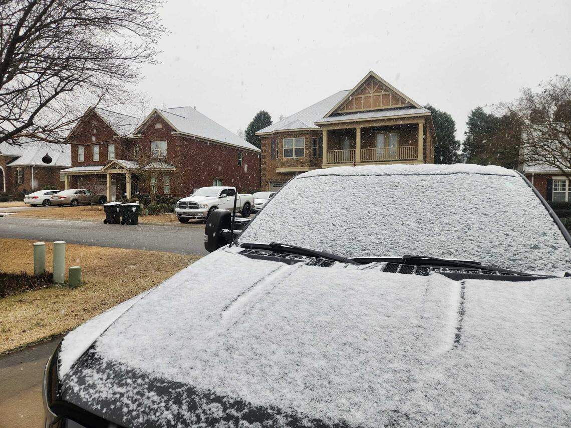 Snow covers a car early Friday morning in Lexington County as a winter storm warning went into effect in the Midlands on Jan. 10, 2025.
