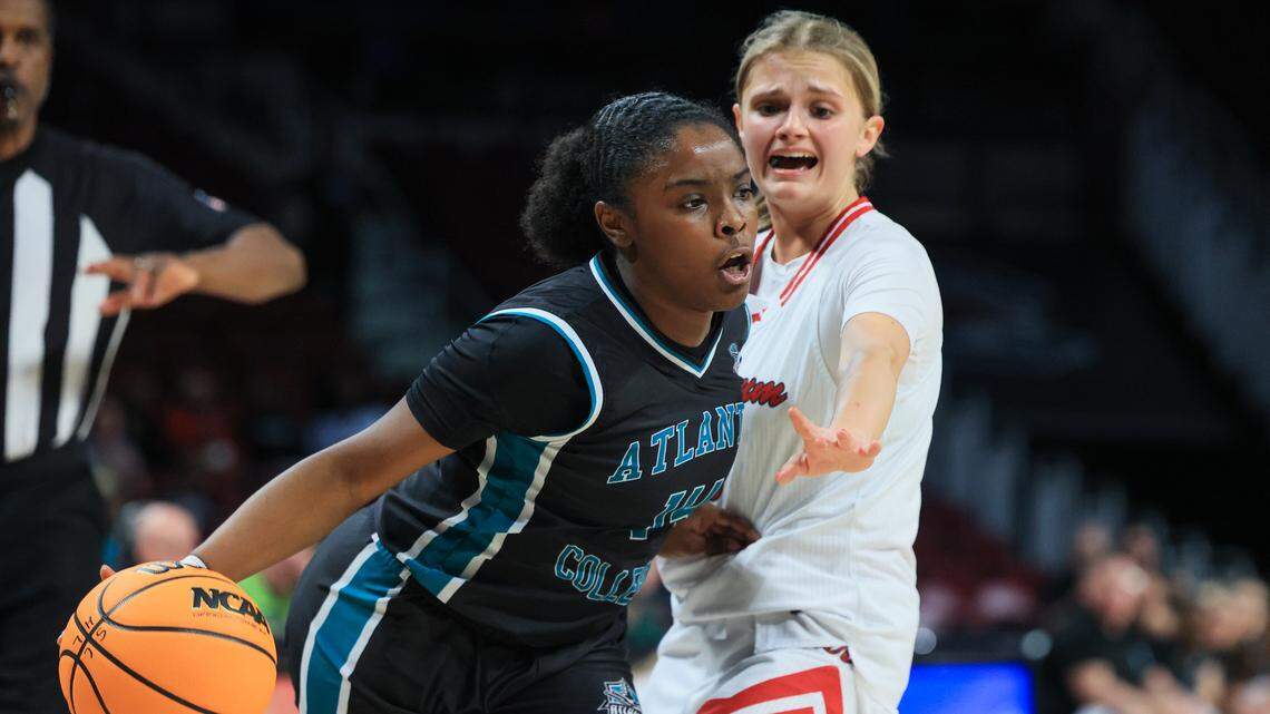 Second-half comeback falls short for Atlantic Collegiate girls in title game