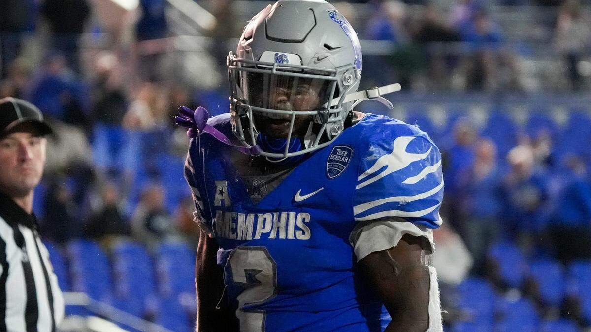 Memphis’ Mario Anderson Jr. (2) celebrates after scoring a touchdown during the game between UAB and the University of Memphis at Simmons Bank Liberty Stadium in Memphis, Tenn., on Saturday, November 16, 2024.