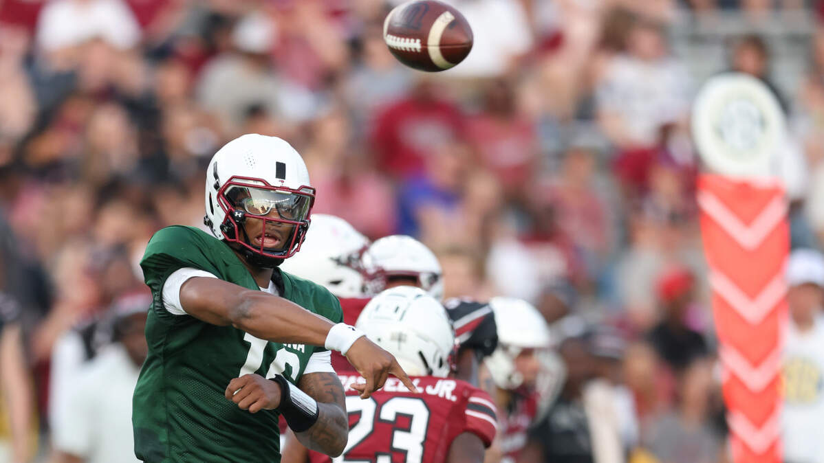 South Carolina quarterback LaNorris Sellers (16) makes a pass during the Gamecocks’ Garnet & Black game at Williams-Brice Stadium in Columbia on Saturday, April 20, 2024.


