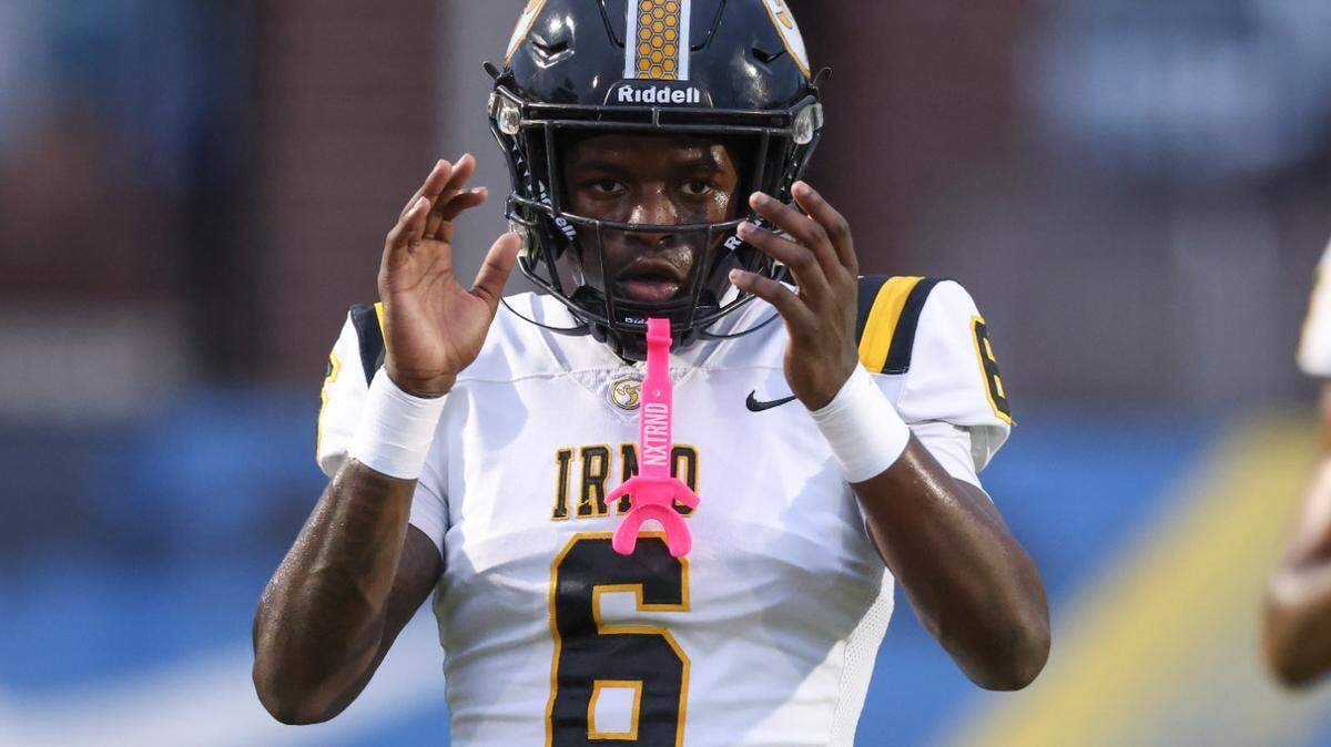 Donovan Murph (6) of Irmo