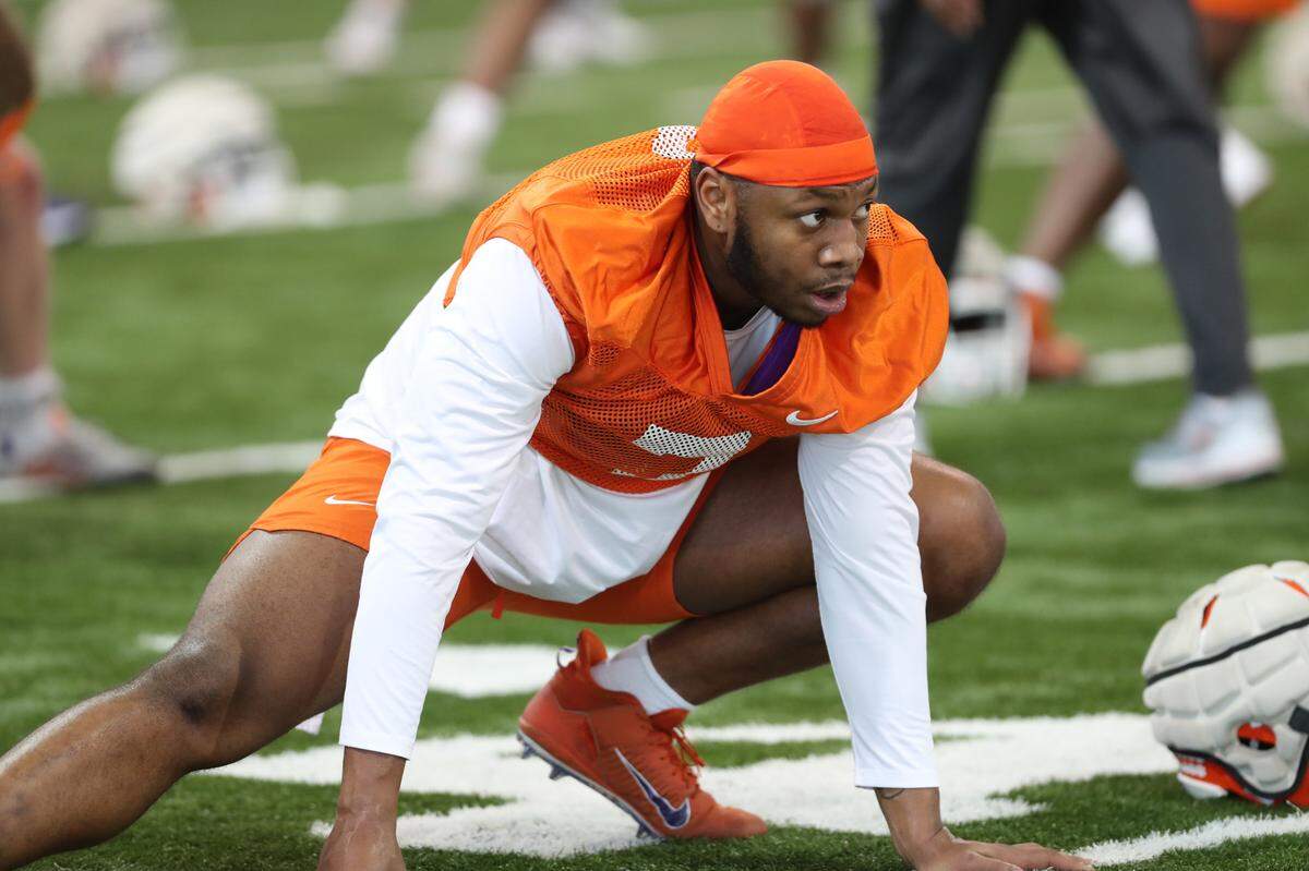 Clemson football’s Justin Mascoll at spring practice March 2, 2022.