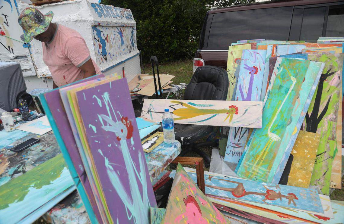 Ernest Lee is a folk artist who has been painting the “Chicken Man” from Columbia Street corners for more than 20 years. He is self-taught, taking pointers in his early career from famed South Carolina artist Jim Harrison.