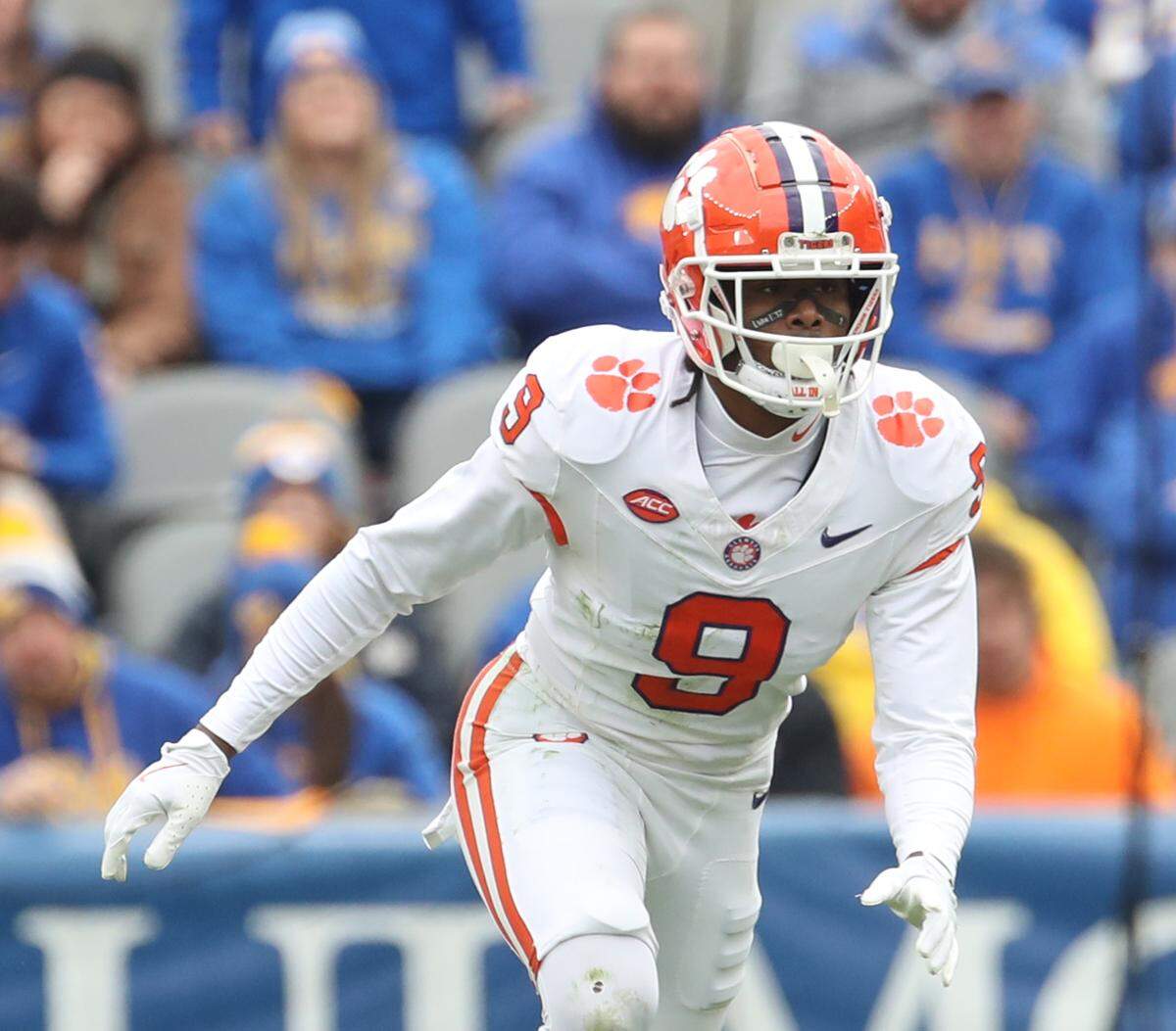 Nov 16, 2024; Pittsburgh, Pennsylvania, USA; Clemson Tigers safety R.J. Mickens (9) pass rushes against the Pittsburgh Panthers during the second quarter at Acrisure Stadium.