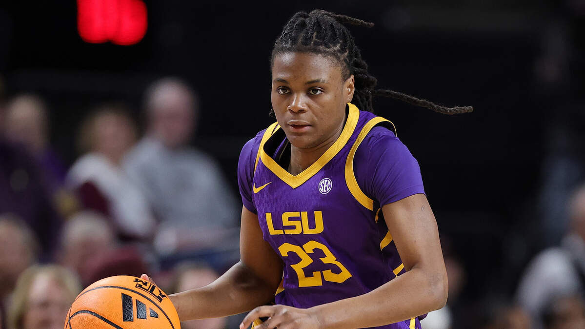COLLEGE STATION, TEXAS - JANUARY 22: Milaysia Fulwiley #23 of the LSU Tigers dribbles against the Texas A&M Aggies during the second half at Reed Arena on January 22, 2026 in College Station, Texas. (Photo by Alex Slitz/Getty Images)
