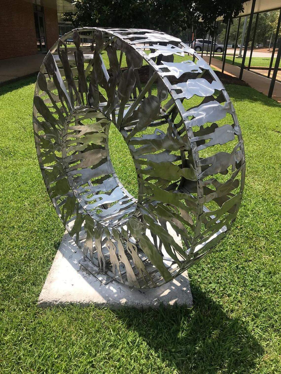 The metal sculpture built by Bob Doster at Nursery Road Elementary School.
