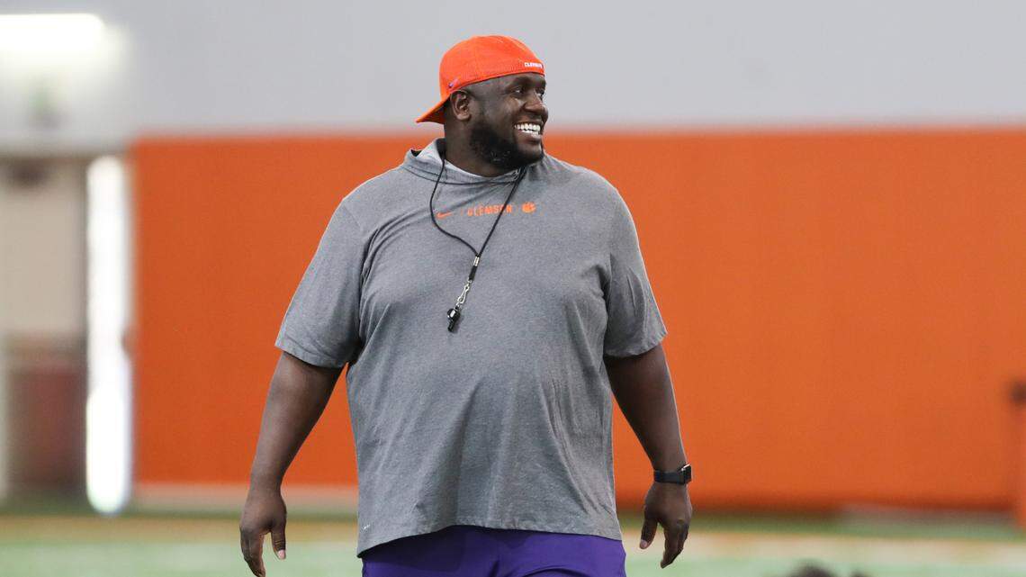 Clemson football’s Nick Eason