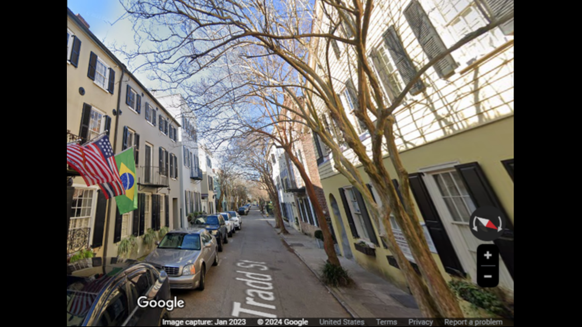 The Tradd Street area was considered a slum during part of the 20th Century.