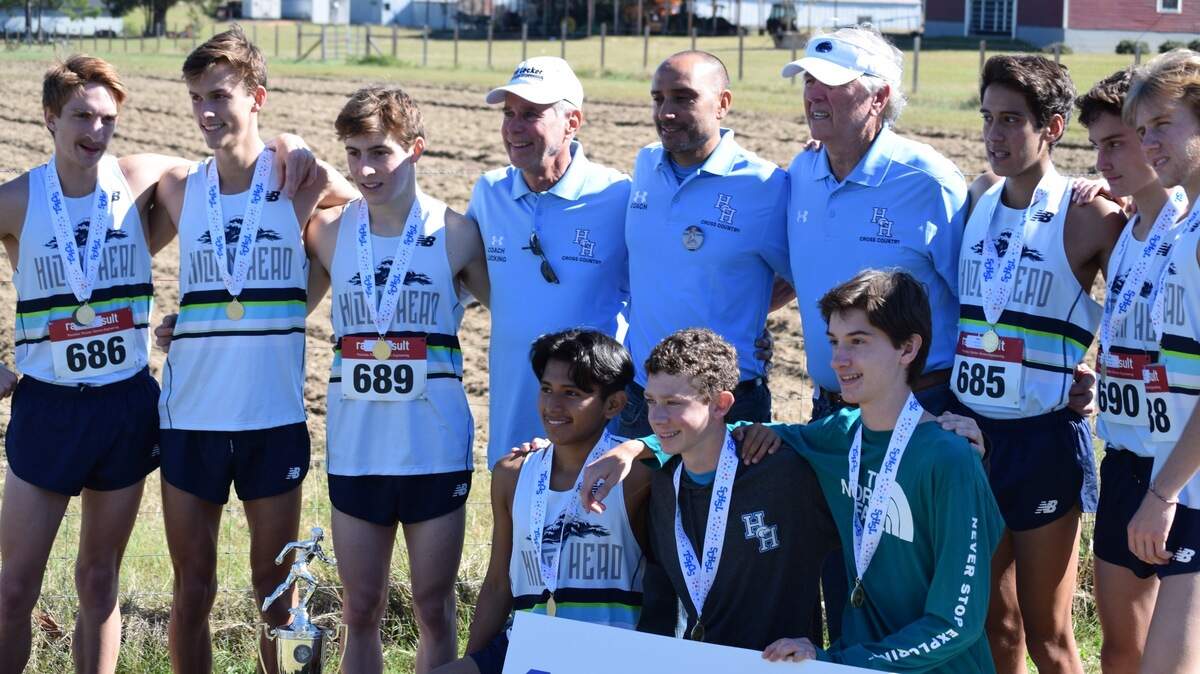 Hilton Head boys cross country won their sixth state title and ninth in last 10 years Saturday at Sandhills Research Center in Columbia.